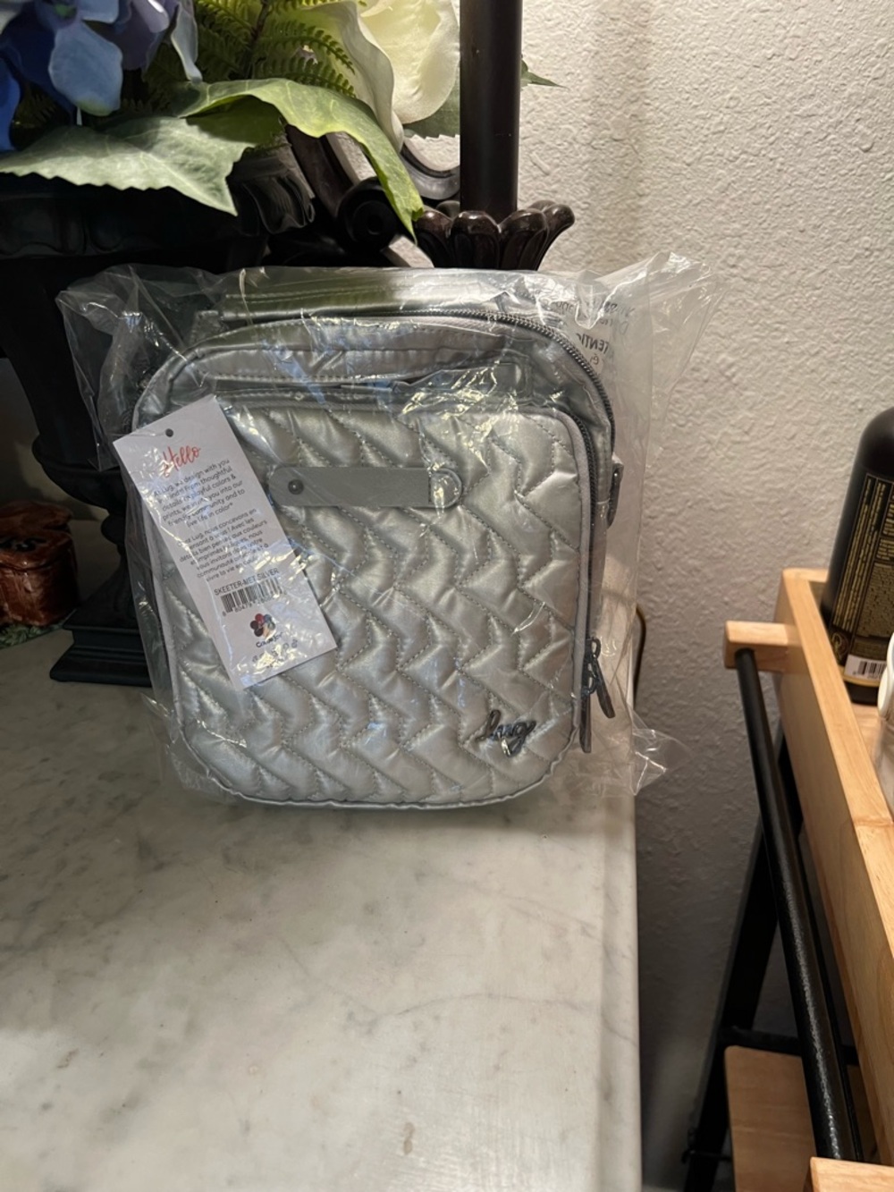 lug Silver Quilted Chevron Crossbody Bag with RFID - Picture 4 of 6